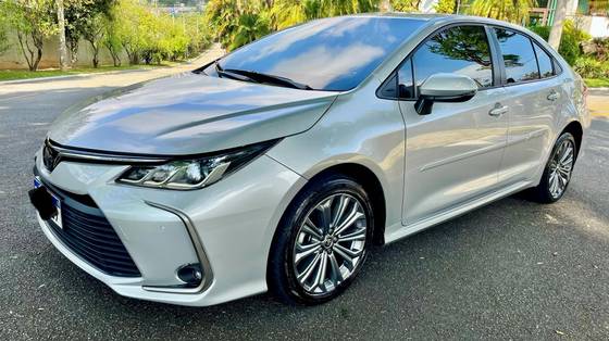 TOYOTA COROLLA 2.0 VVT-IE FLEX XEI DIRECT SHIFT TOYOTA COROLLA 2.0 VVT-IE FLEX XEI DIRECT SHIFT